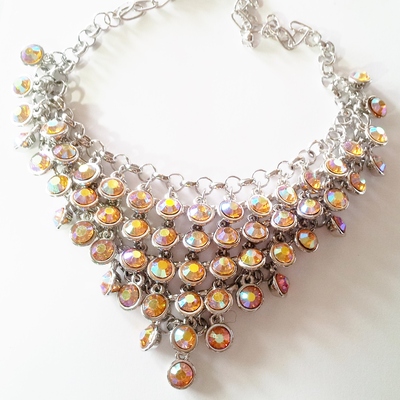 Sparkling chainmaille look necklace