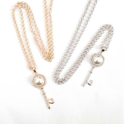 Key to my heart necklace, pearl key with detailed rhinestones, long necklace 