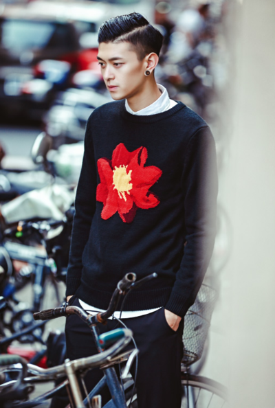 CROSS-STITCH JAPANESE FASHION WEEK CASUAL SWEATER