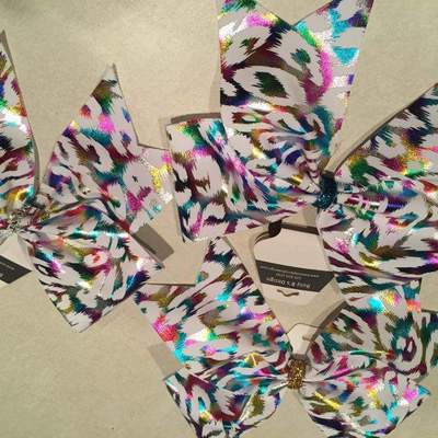 Rainbow cheetcha cheer bow
