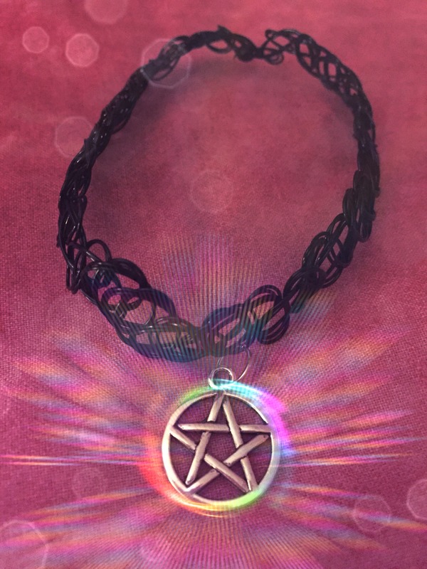 Pentagram Charm Choker
