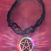 Pentagram Charm Choker