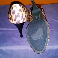 Leopard Print Pump - Thumbnail 2