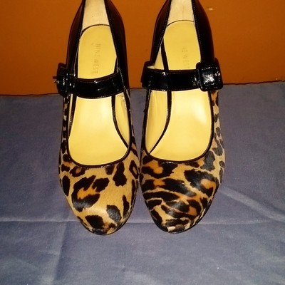 Nine west leopard print /patent leather heel