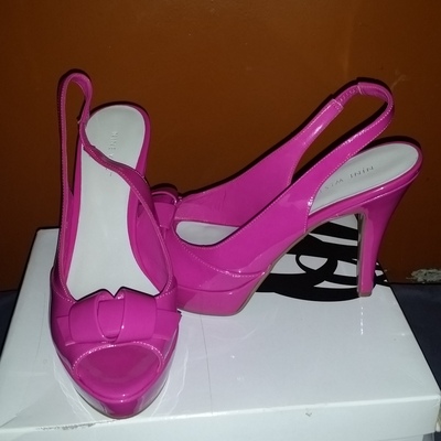 Pink patent leather sling back heel