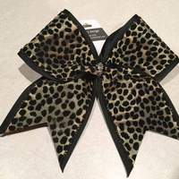  Cheetcha Cheer Bow - Thumbnail 2