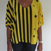 She's All The Buzz- Vntg Bee Cape - Thumbnail 2