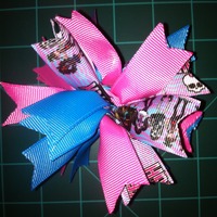 Spikey Bows - Thumbnail 3