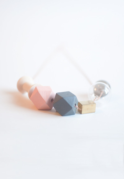 Light Pink Glass Bead Necklace NL1044