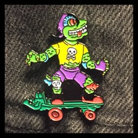 Mondoish Gecko Enamel Pin 090 - Thumbnail 1