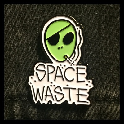 Space waste alien enamel pin sw010