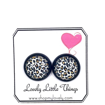 12mm leopard studs with black setting 