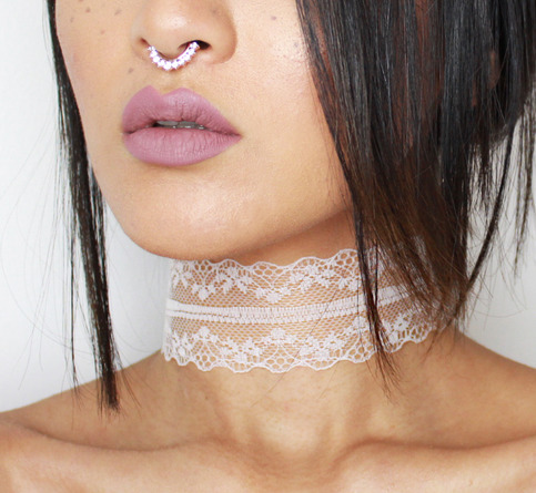 Brianne Lace Choker (White)