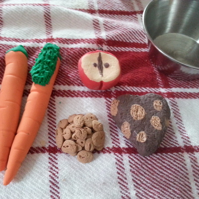 Petite pet sets (choose horse, cat, dog)