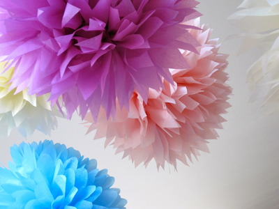 10 Pom Poms | Nursery Decoration