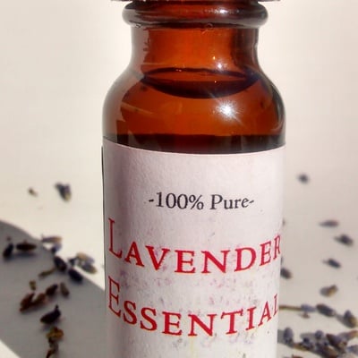 100% pure lavender essential oil