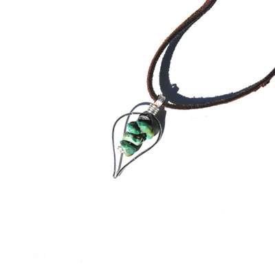 Turquoise leaf choker