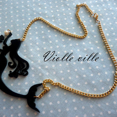 Huge mermaid necklace