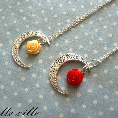 Moon with rose necklace
