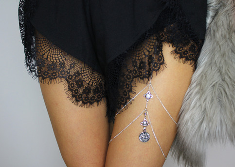 Mirela Thigh Chain 