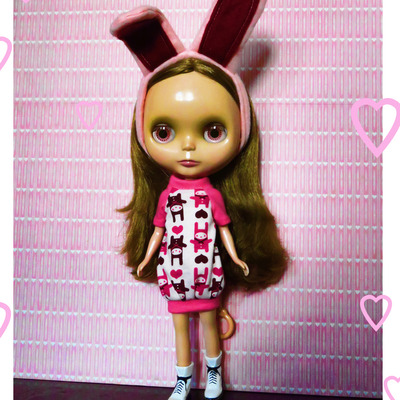 Louos loves - love like rabbits - hoppity hop