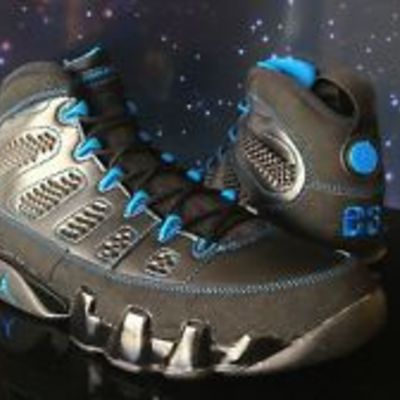 Jordan retro 9 black bottoms qs 