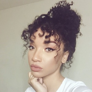 Zendaya Curly (Full Lace Wig) - Thumbnail 1