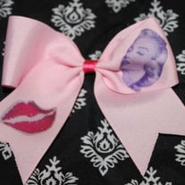 "Marilyn Monroe  & Lipstick Kiss" Cheer Bow  2 in Pale Pink Grosgrain RIbbon with Hot Pink center