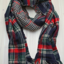 SCARF - PLAID - NAVY, RED & GREEN