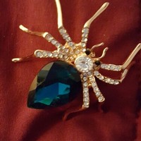 Brooches - Thumbnail 1