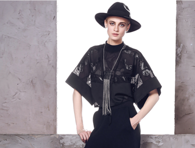 SPECIAL DESIGN PIERCED EMBOSSED BAT SLEEVES SHIRT 235355007