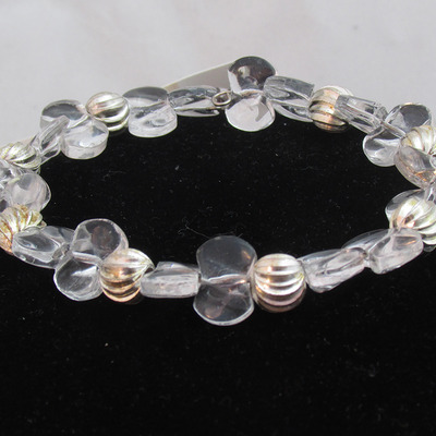 Silver and glass memory wire bracelet