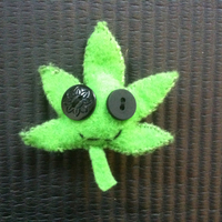 'The Sweet Leaf' custom catnip toy! - Thumbnail 1
