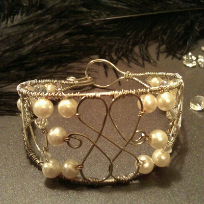 "Floating Pearls" Gold Bracelet 