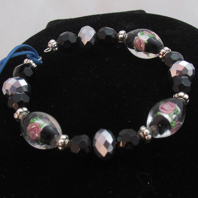 Black rose glass beads memory wire bracelet