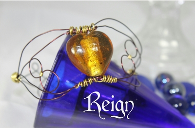 "Reign" Plum Wire & Amber Stone