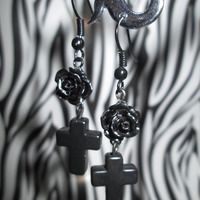 Small Black Rose Earrings with Small Black Crosses - Thumbnail 2