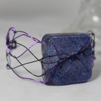 "Trapeze" in Aurora Resin  - Thumbnail 1