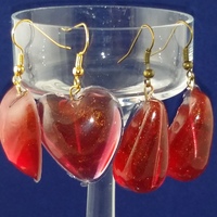"Heart to Heart" Earrings in Dahlia Resin - Thumbnail 1