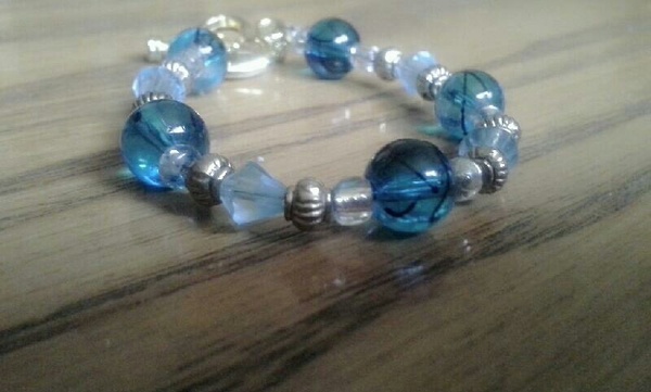 Children's Fashion Turquoise Glass Bead Bracelet