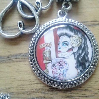 Sugar skull lolita tattoo queen hearts necklace