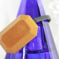 "Alexxa" Jewel in Tiger Lily Resin  - Thumbnail 4