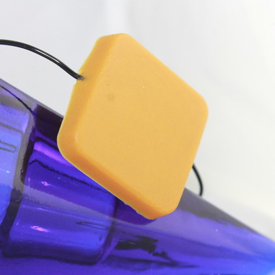 "gemma" in tiger lily resin, bracelet 