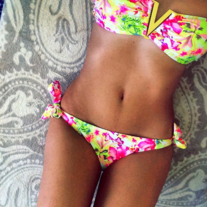 Beach Bunny Bikini Set - Thumbnail 2