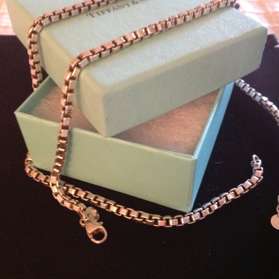 100% authentic tiffany & co venetian link necklace & bracelet set