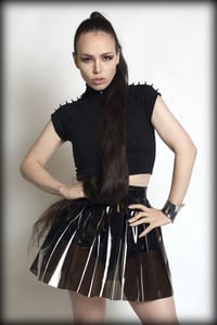 Kinetic Crop Top - Black - Thumbnail 2