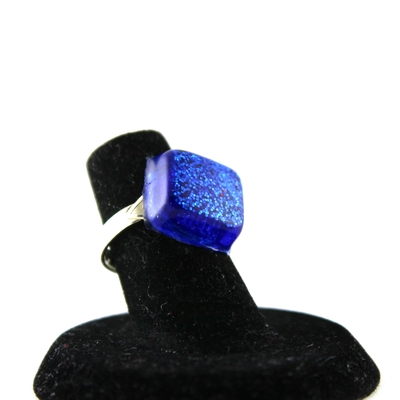 "square pillow top" ring in blueberry twinkle 