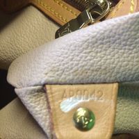 LOUIS VUITTON Bucket Bag - Thumbnail 3
