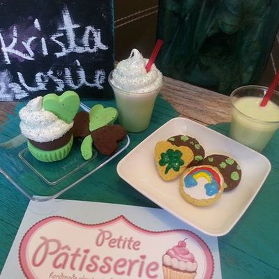 St. patricks day treat sets