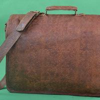 16" inches Embossed Leather Messenger Bag A4 Handmade Soft Leather Men Unisex Ipad Satchel Shoulder Handbags/Bags Pouch/Case For him or her - Thumbnail 2